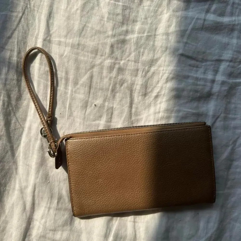 Coach vintage wristlet